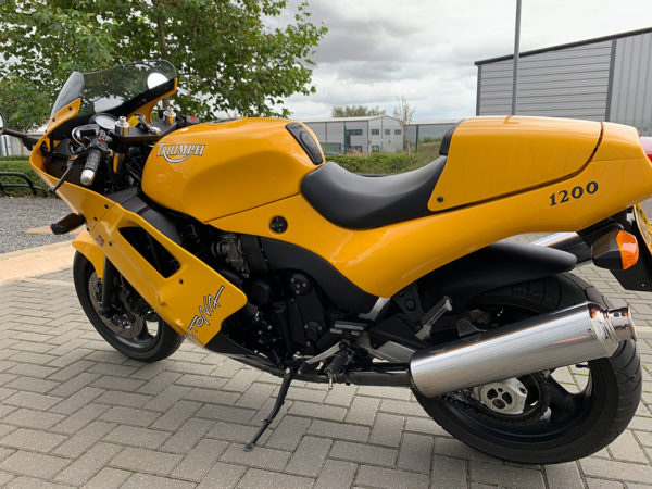 triumph daytona 1200 for sale uk